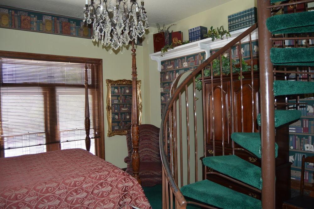 Bed and Breakfast Hines Mansion Прово Экстерьер фото