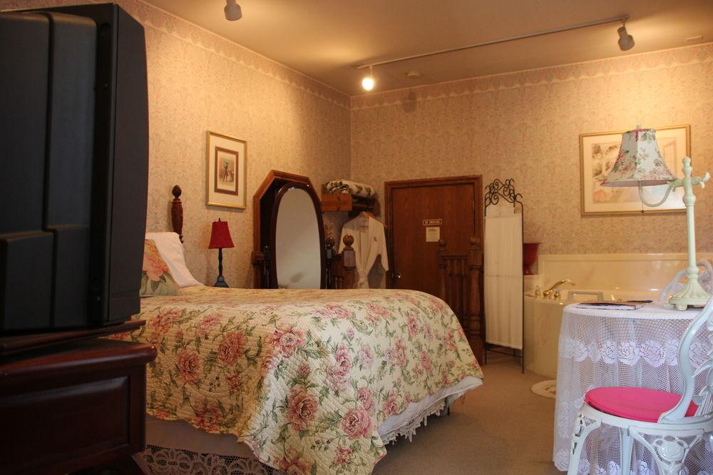 Bed and Breakfast Hines Mansion Прово Экстерьер фото