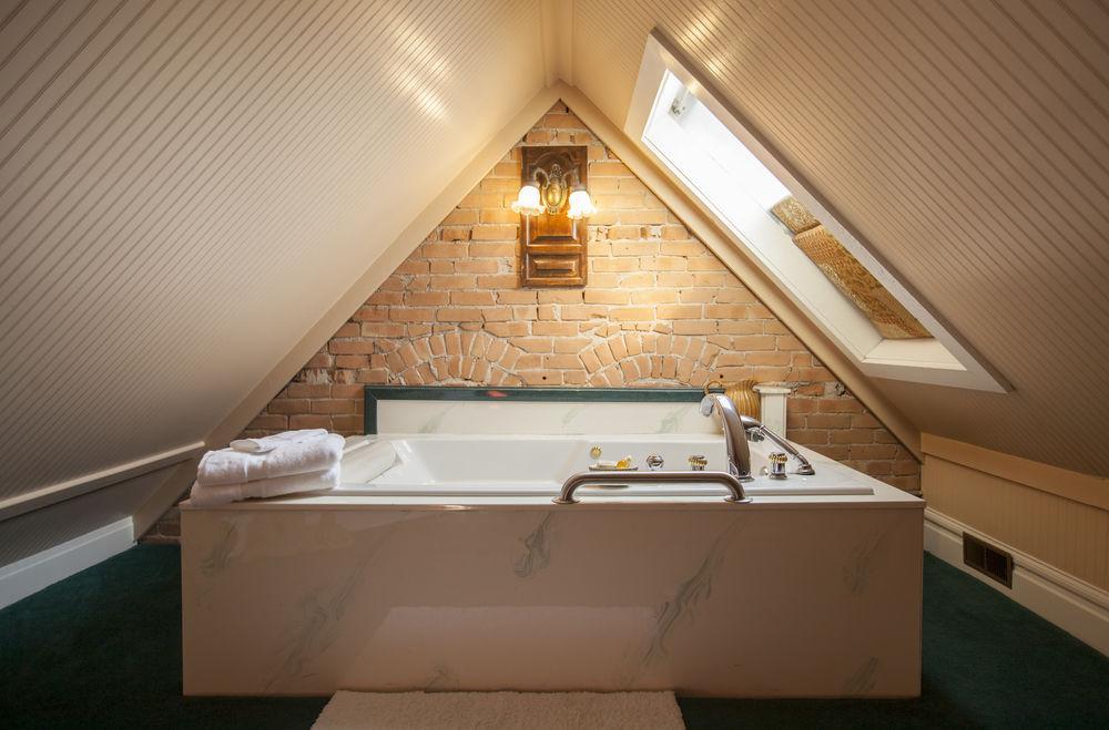 Bed and Breakfast Hines Mansion Прово Экстерьер фото