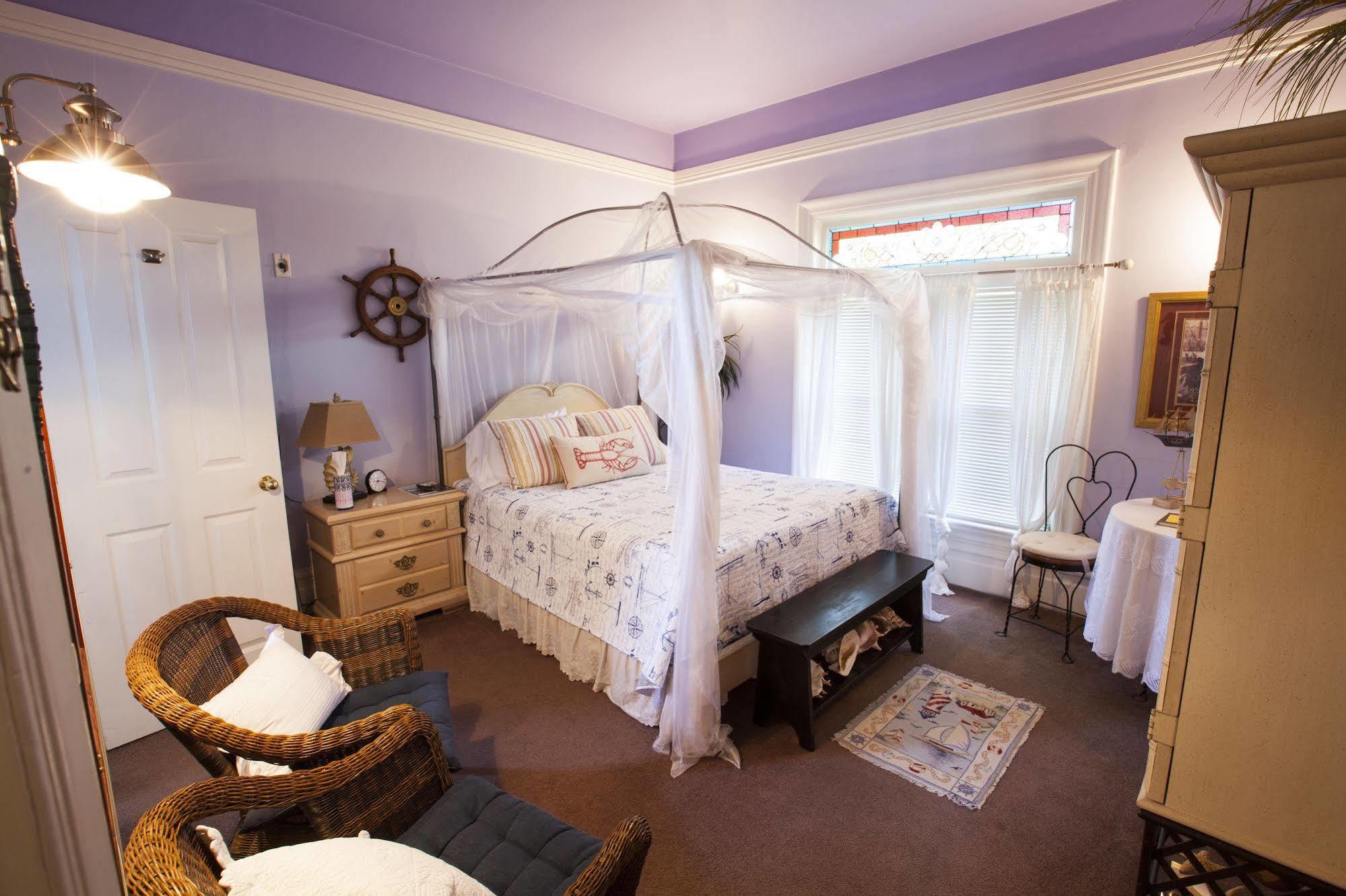 Bed and Breakfast Hines Mansion Прово Экстерьер фото